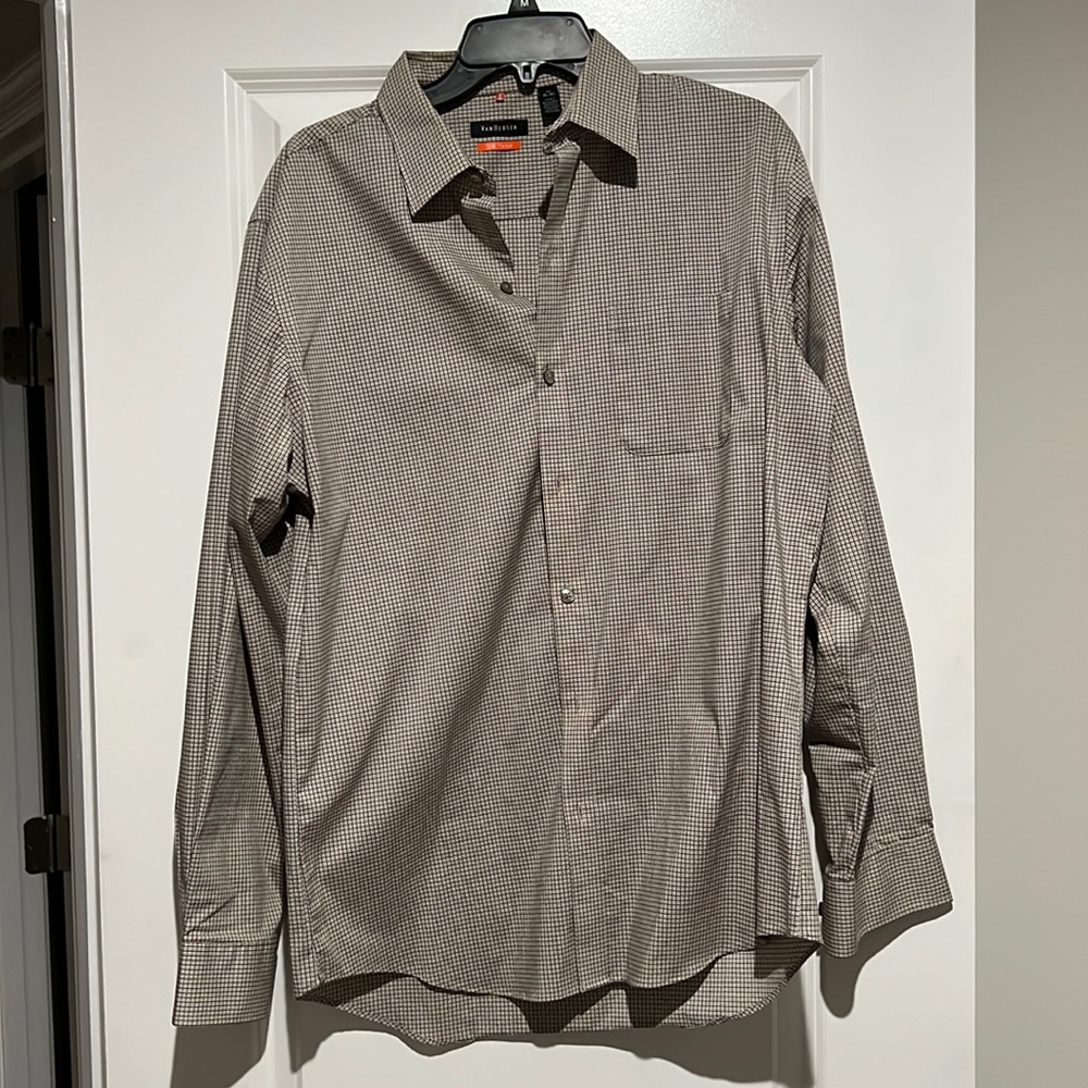 Van Heusen traveler shirt
